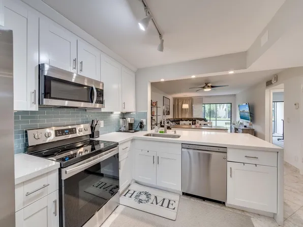 3939 NE 5th Ave, Boca Raton, FL