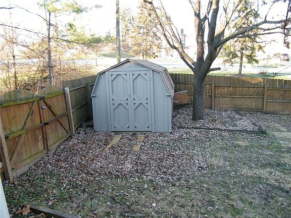 5th image of 3705 S Sherman Dr
