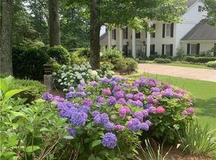 1700 Chartwell Trce, Stone Mountain, GA 30087