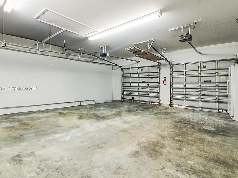 14350 SW 232nd St — Photo 4
