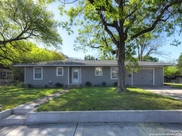 412 Curtiss, Schertz, TX 78154