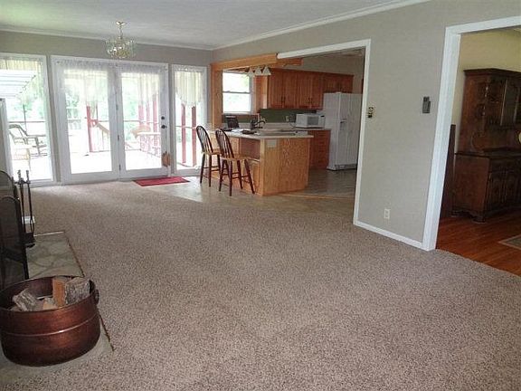 5th image of 509 Castle Dr