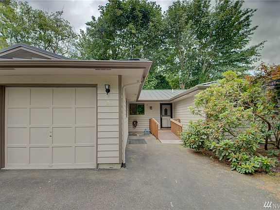 2nd image of 3200 Mayfair Dr SW