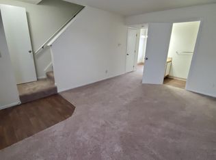 6051 Applegrove Ln, Portage, MI 49024