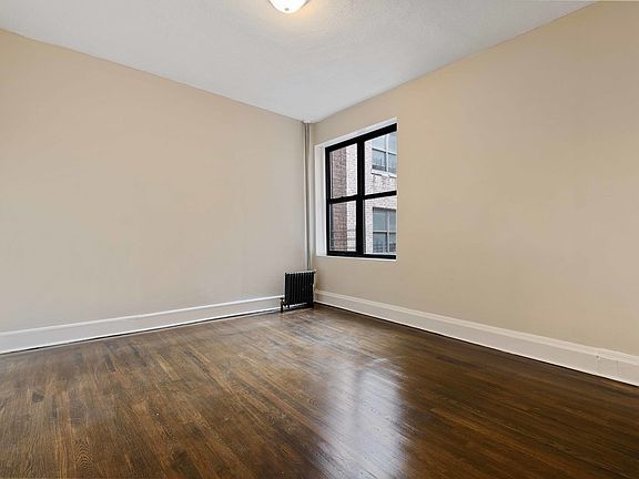 5th image of 133 Seaman Ave #5G