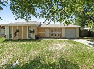 484 Royal Palm Dr, Kissimmee, FL 34743