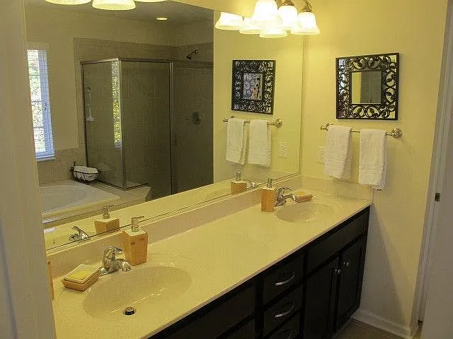 5572 Botanical Dr — Photo 11