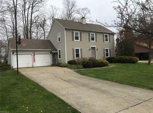 2206 Deerfield Dr, Ashtabula, OH 44004