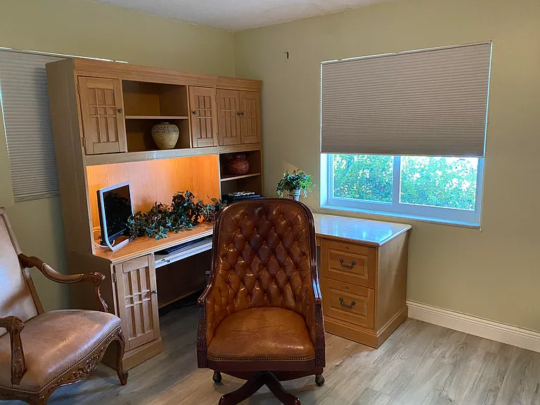 1101 Leisure Ln — Photo 23