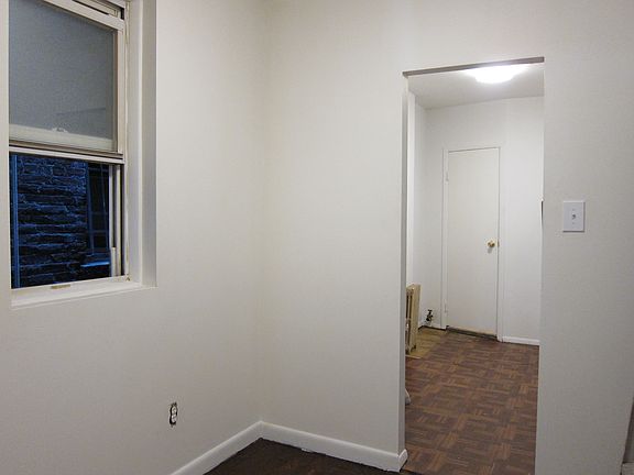 4th image of 725 11th Ave APT 2S