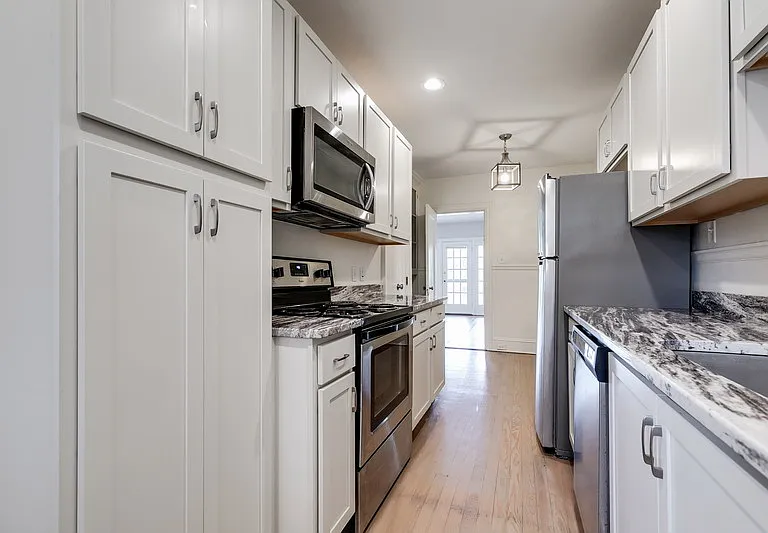 3400 Grove Ave #2 — Photo 8