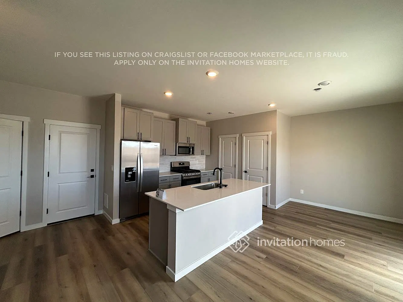 9421 Yampa St Commerce City, CO 80022 — Photo 3