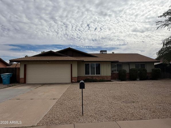 3011 W Campo Bello Dr