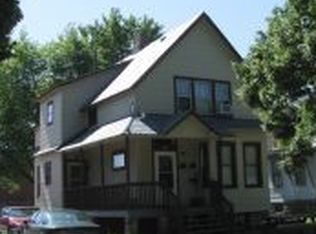 314 N Van Buren St, Green Bay, WI 54301