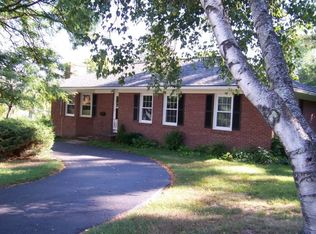 6 Hillstead Rd, Claremont, NH 03743