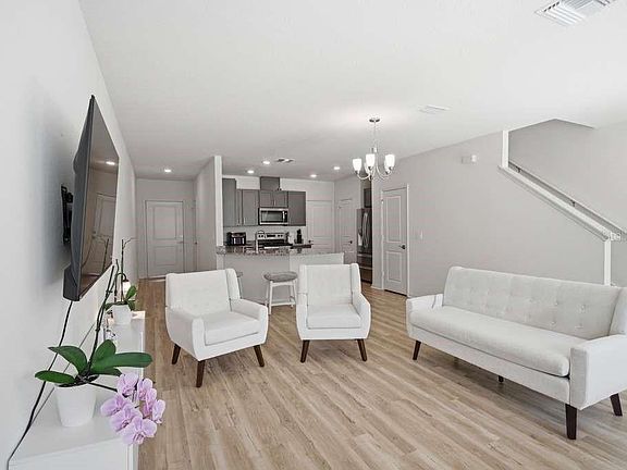 2nd image of 9424 WESTSIDE HILLS DRIVE