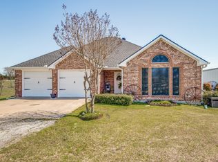 56 Red Rd, Howe, TX 75459