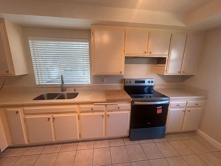 840 Adobe Dr — Photo 5