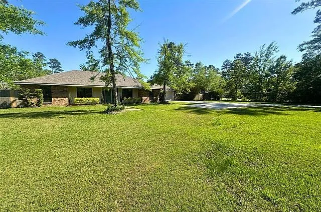 403 Sandpiper Ct — Photo 3