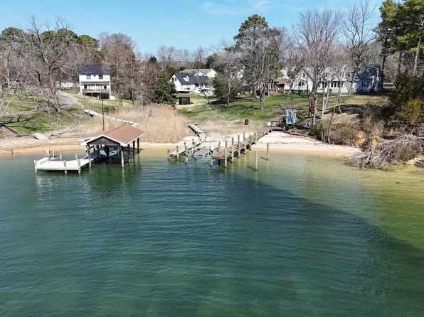 2602 Chambers Pl, Lusby, MD 20657