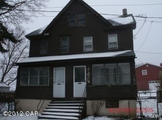 685-687 Boundary St, Hazleton, PA 18201