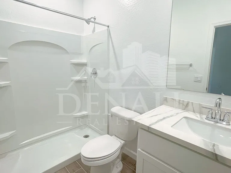 2760 W Stradling Ave — Photo 25