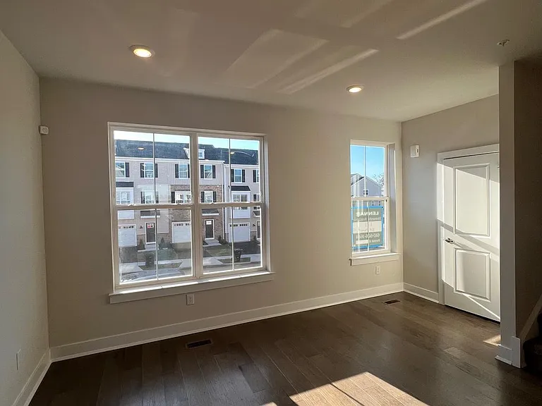 805 Pecan Rd — Photo 31