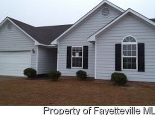 103 Silverberry Ct, Raeford, NC 28376