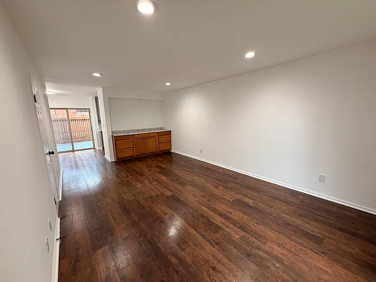 38623 Cherry Ln #123 — Photo 9