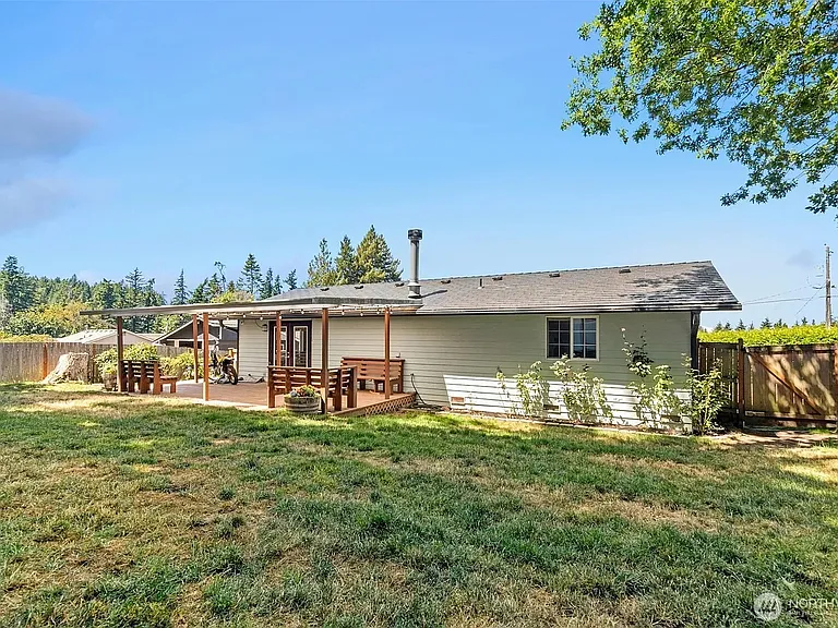 444 Marine View Pl — Photo 21