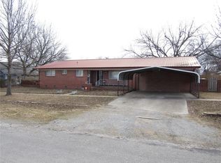 213 W Main St, Barnsdall, OK 74002