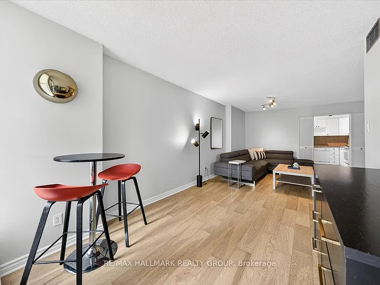 55 Centre Ave #1506 — Photo 13