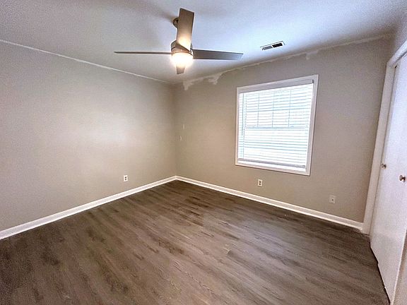 5th image of 102 N State St APT 205