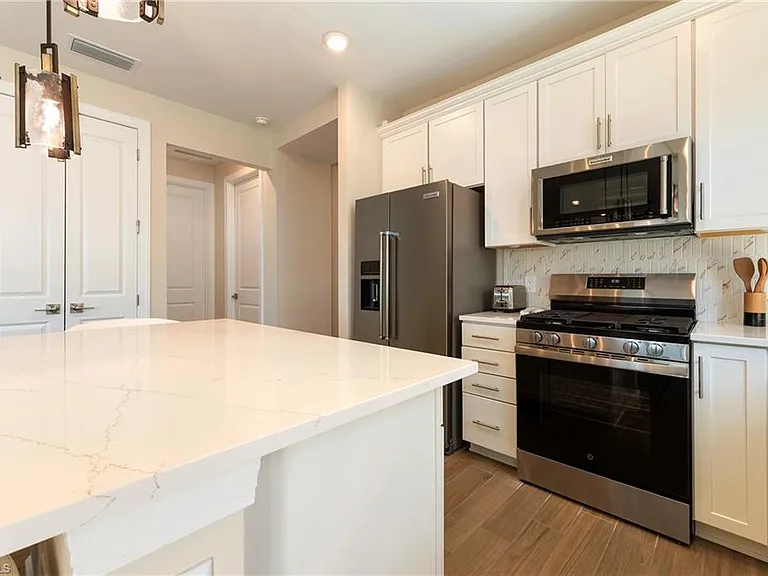 11929 Sacra Pl — Photo 6