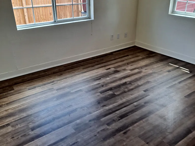 813 N Connelly St #2 — Photo 3