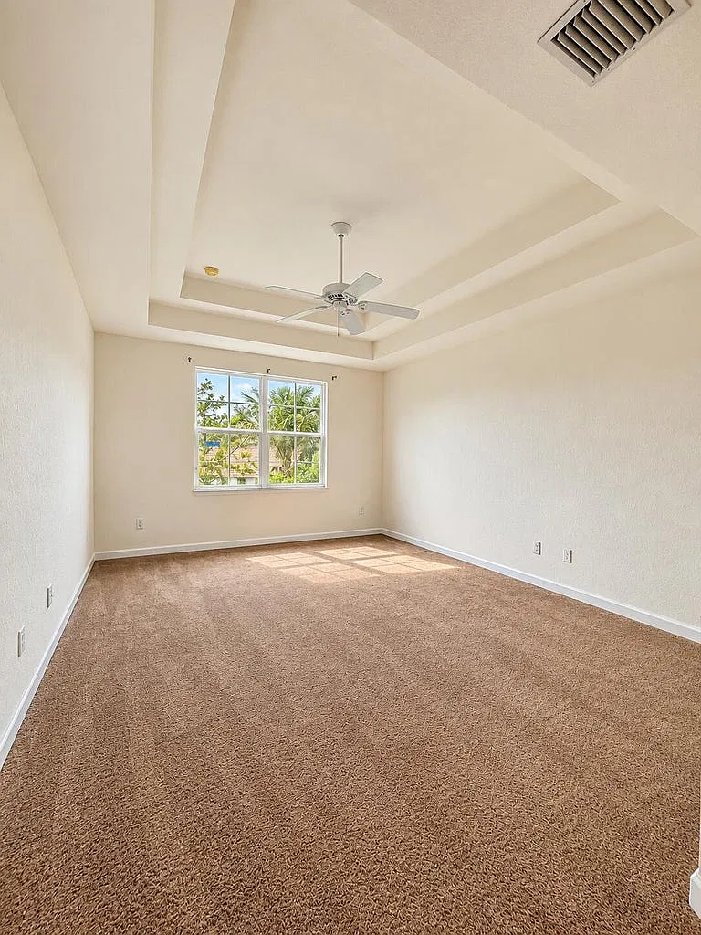 3 bed, 1910 sqft, $3,500 — Photo 4