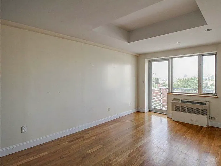 60 Monitor St #3E — Photo 8