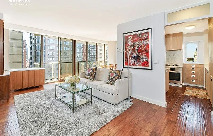 1st image of 161 W 61st St APT 16B