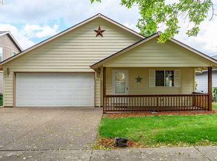 1301 E Sunset Dr, Newberg, OR 97132