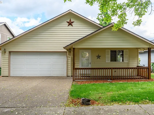1301 E Sunset Dr, Newberg, OR 97132