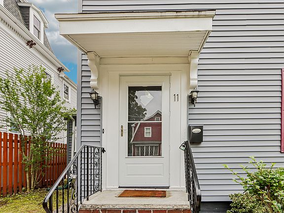 3rd image of 11 Sharon St