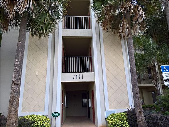 2nd image of 7121 River Hammock Dr Unit 105