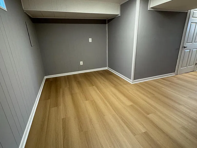 8031 Wynbrook Rd — Photo 23