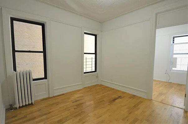 Rented by CITY SKYLINE REALTY INC | media 6