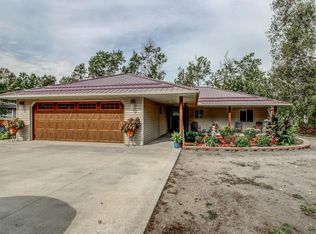 851 E Blueberry River Dr, Menahga, MN 56464