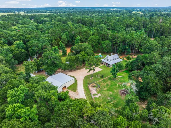 4986 Old Wagon Ln, Richards, TX 77873