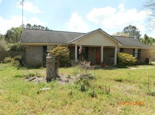 211 Lumpkin Rd W, Leesburg, GA 31763