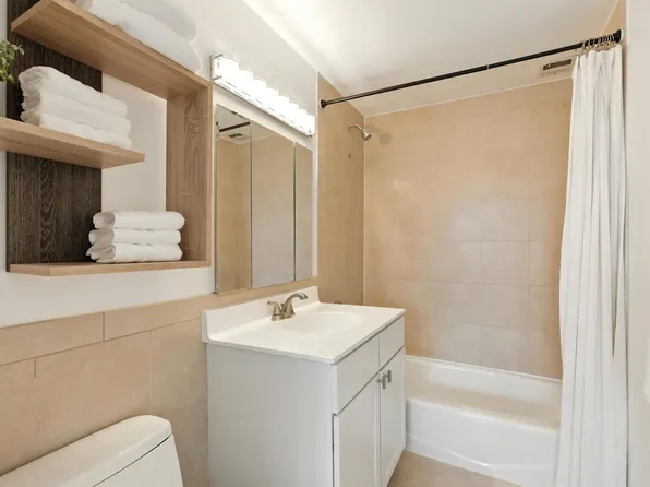 1787 Madison Avenue image 8 of 12