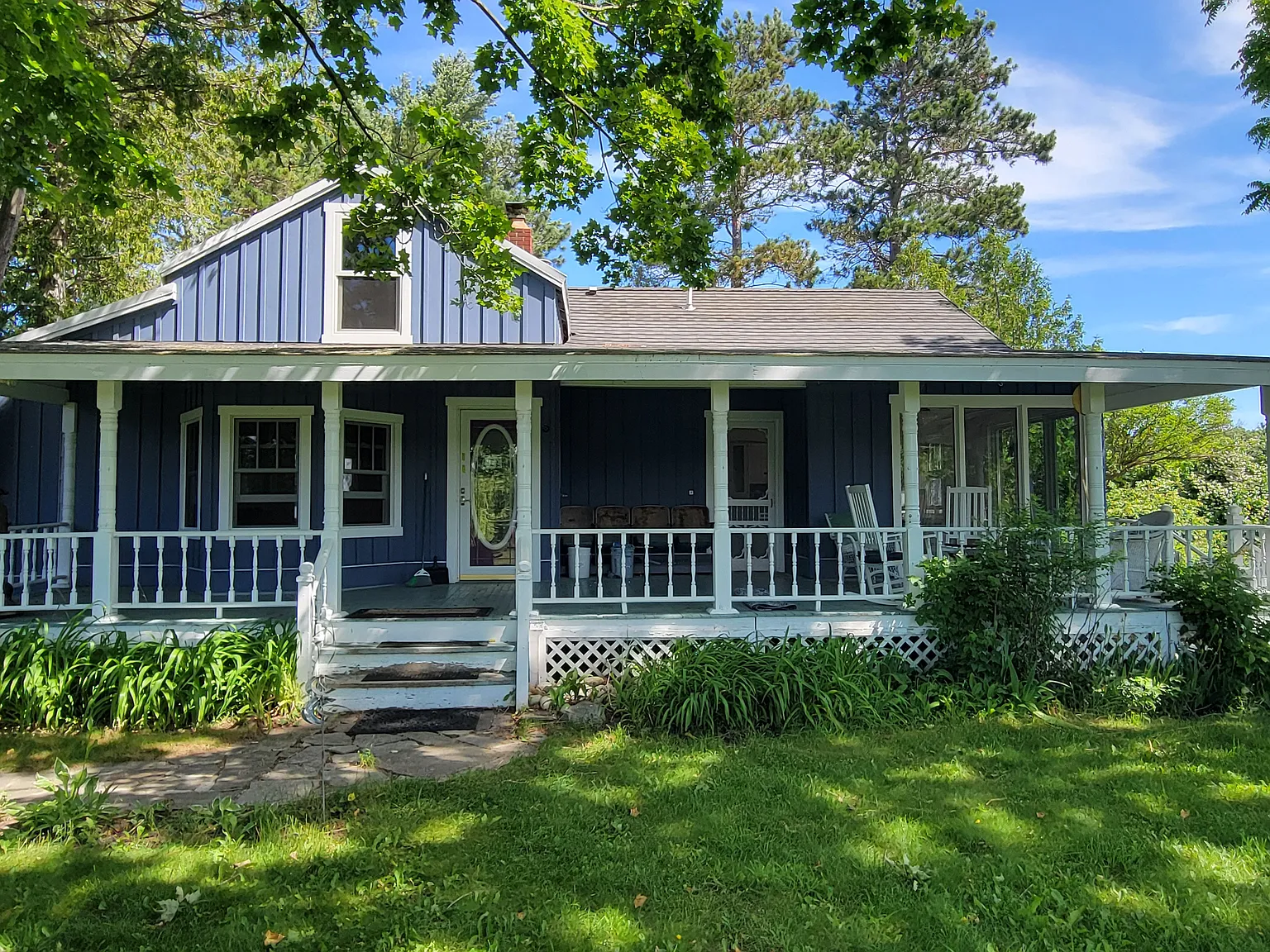 8266 Horton Bay Rd — Photo 1