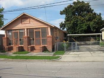 2nd image of 7817 Hickory St